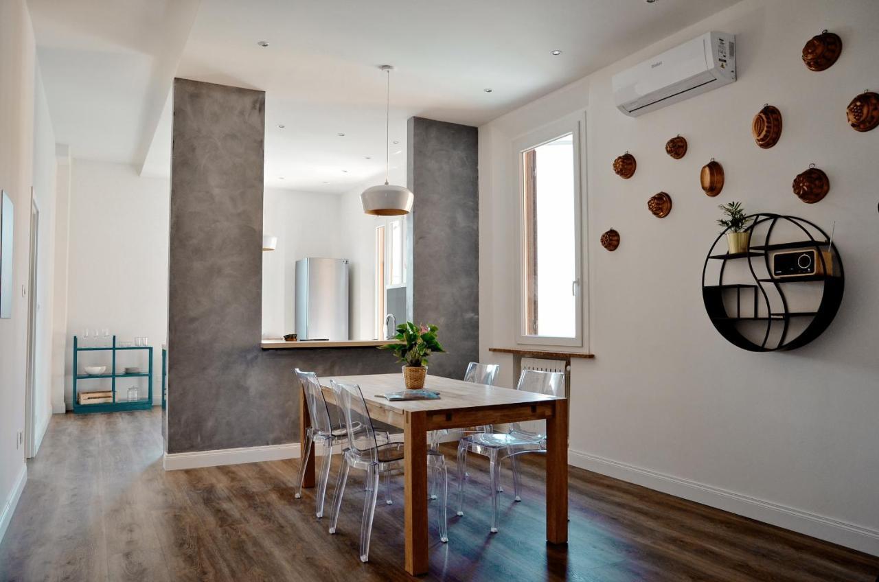 Charming Flat Milazzo 32 Apartment Bologna Bagian luar foto