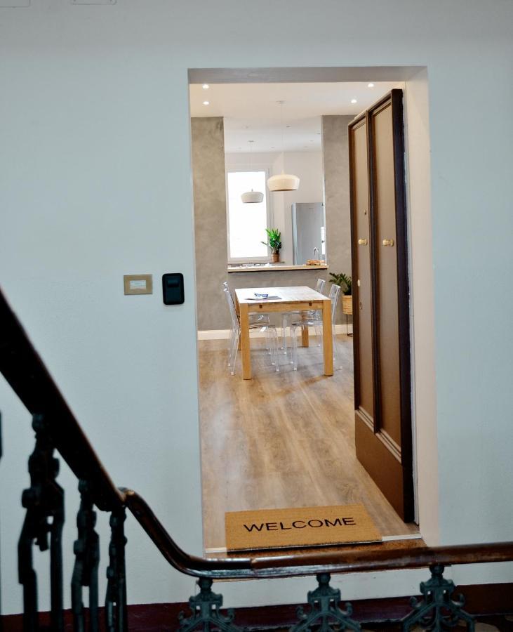Charming Flat Milazzo 32 Apartment Bologna Bagian luar foto