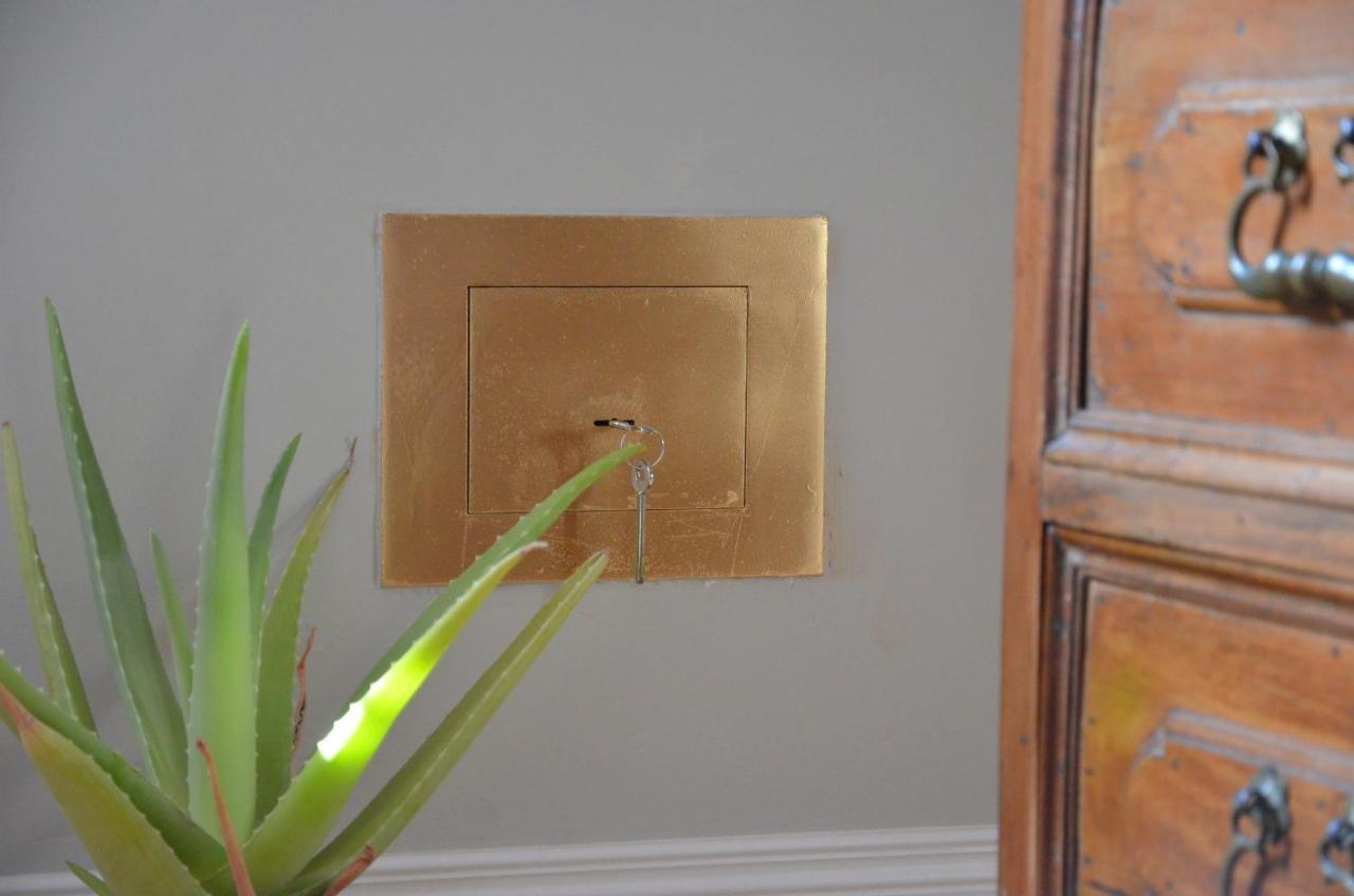 Charming Flat Milazzo 32 Apartment Bologna Bagian luar foto