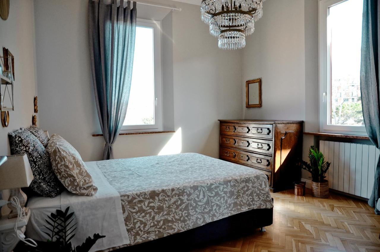 Charming Flat Milazzo 32 Apartment Bologna Bagian luar foto