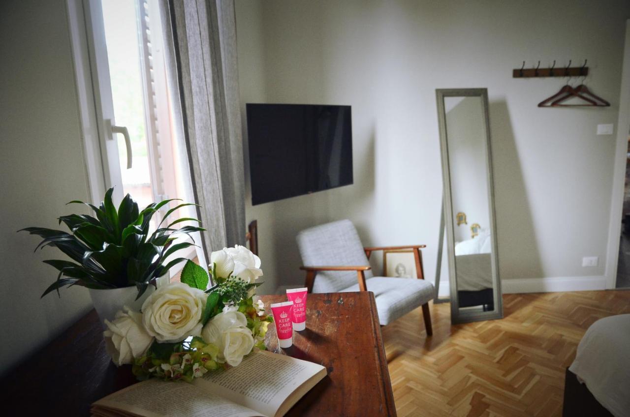 Charming Flat Milazzo 32 Apartment Bologna Bagian luar foto